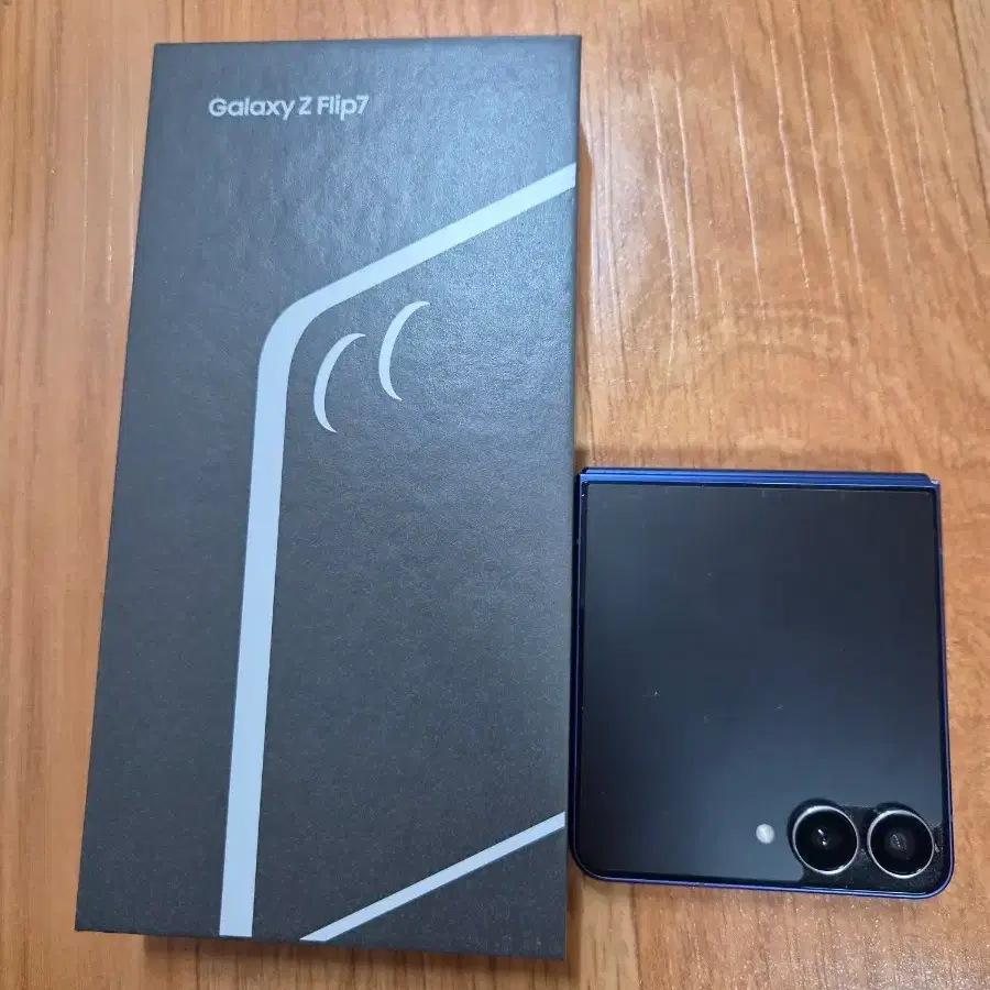 플립7 블루 256GB SKT 풀박