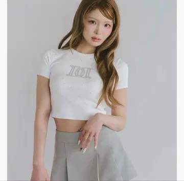 [ 미사용 새상품 ] darich 펄 스톤 로고 T셔츠 WHT