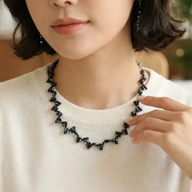 핸드메이드 비즈 목걸이 선물