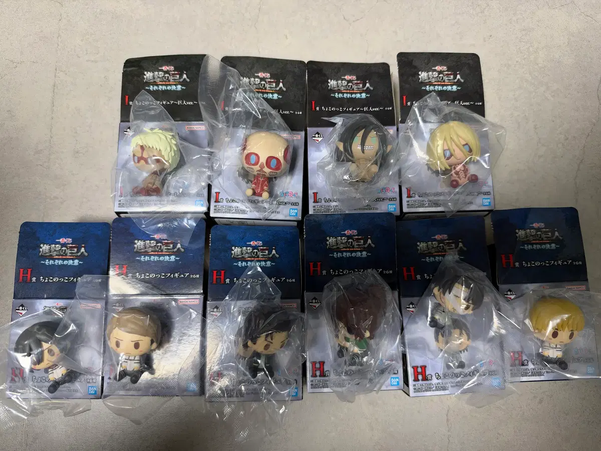 Shipping Included 6) Attack on Titan AoT Chokonoko full set box only unsealed packaging sealed