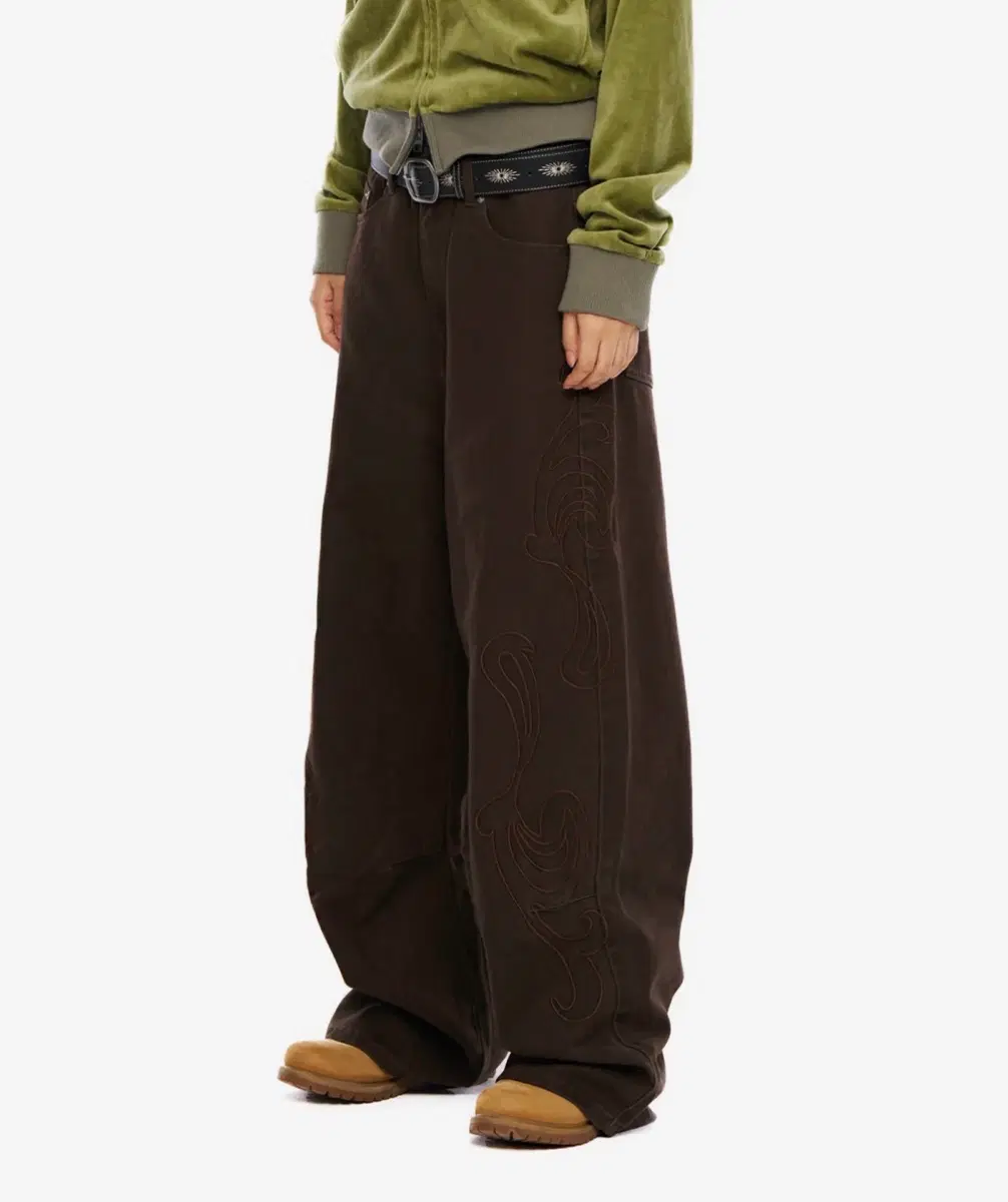 Aakam Needlework Wave Cotton Pants