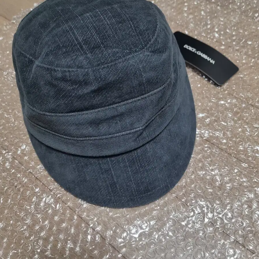 돌체앤가바나 캡모자