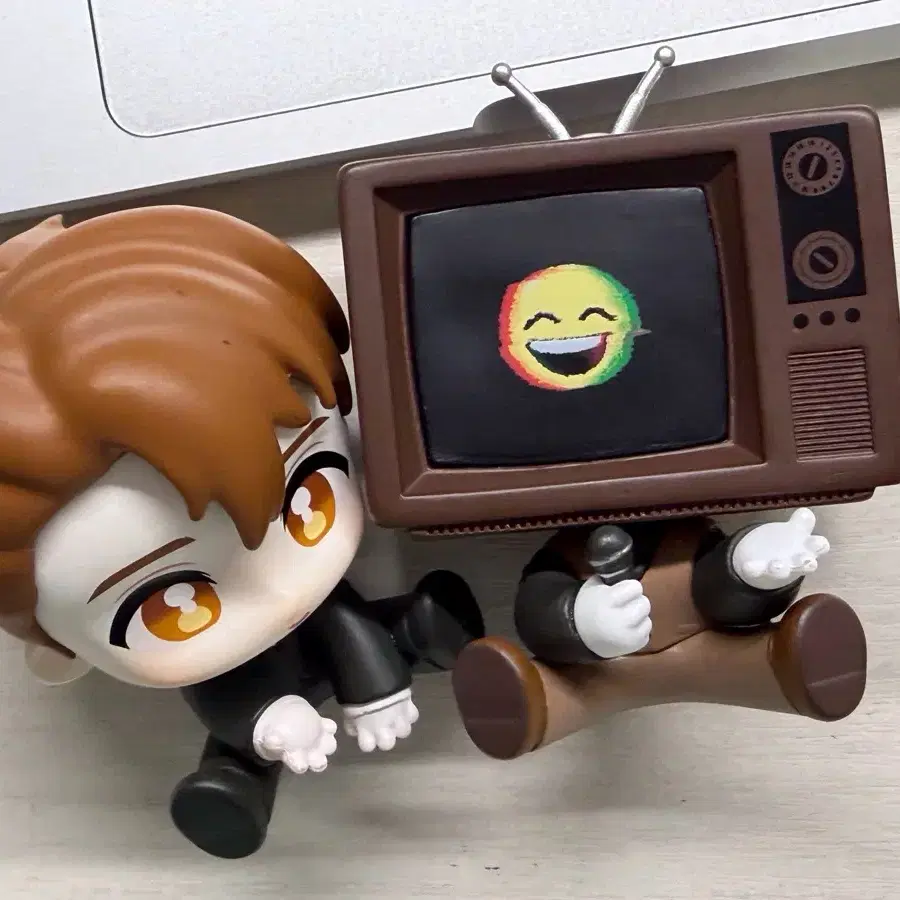 괴담출근 모두 앉아 피규어 브라운 박민성 일괄