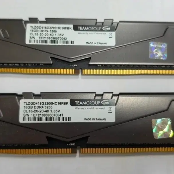 팀그룹 T-Force Vulcan Z DDR4 3200MHz 32GB (16GBx2)