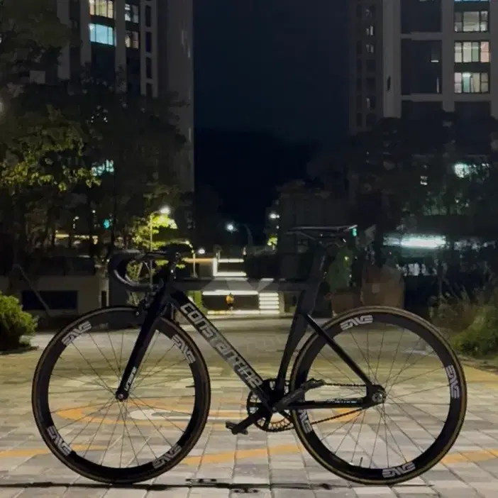 コンスタンティン ピクシー 自転車ブラック