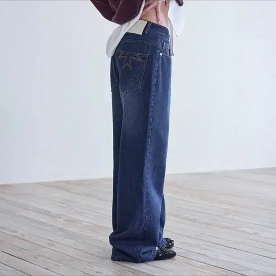 런던다다 진청 부츠컷데님 글로니 핏 청바지