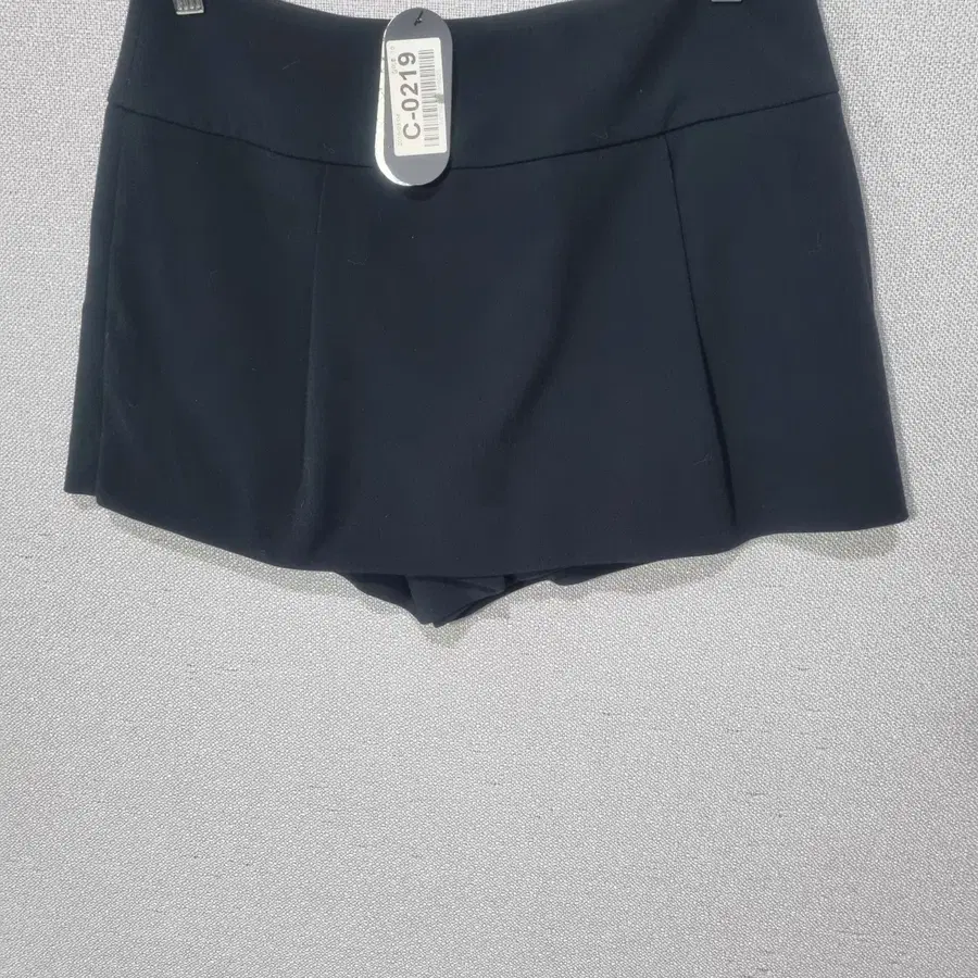 새상품) 28) 미쏘 블랙 치마 반바지