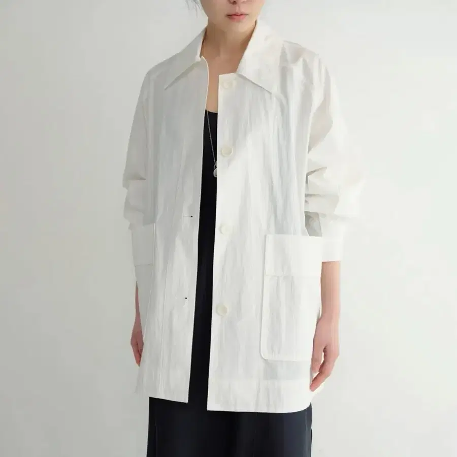 와이 이 Monro Oversized Shirt Jacket - White
