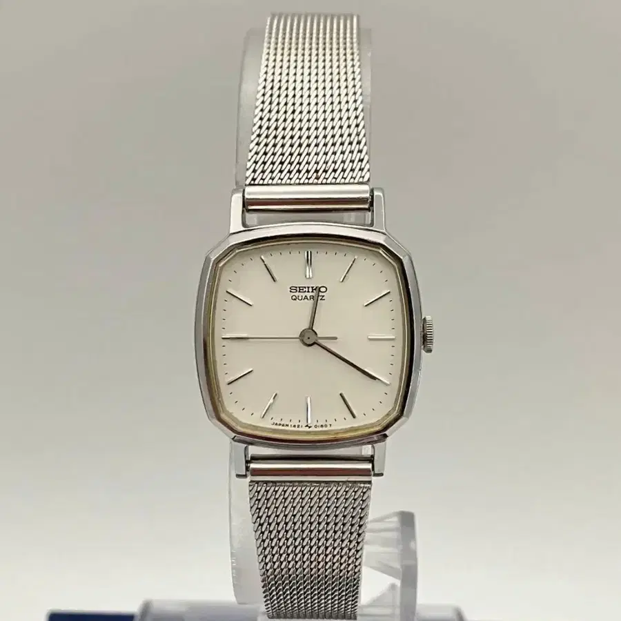 배터리 새상품 SEIKO 세이코 쿼츠 1980년제 여성 메탈 시계