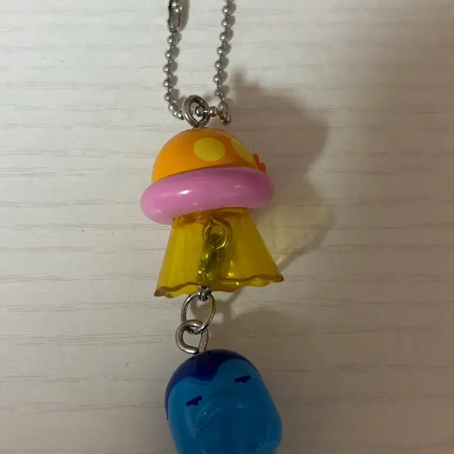 다마고치 ufo 가챠 (긴지로치)
