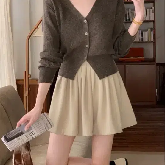 브이넥 가디건