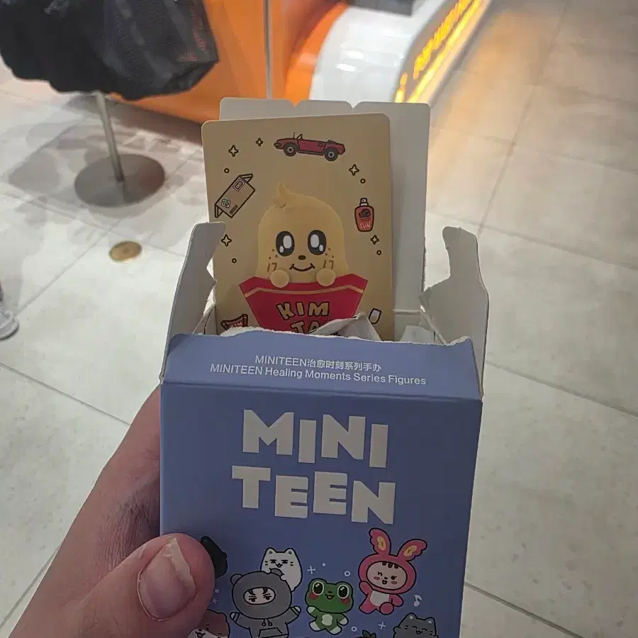팝마트 미니틴 킴자 양도합니다.