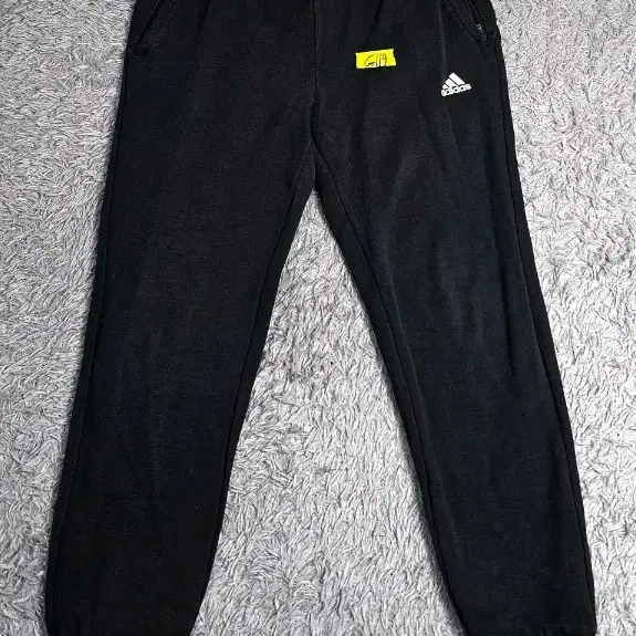 아디다스 트레이닝 바지 블랙 XL G119