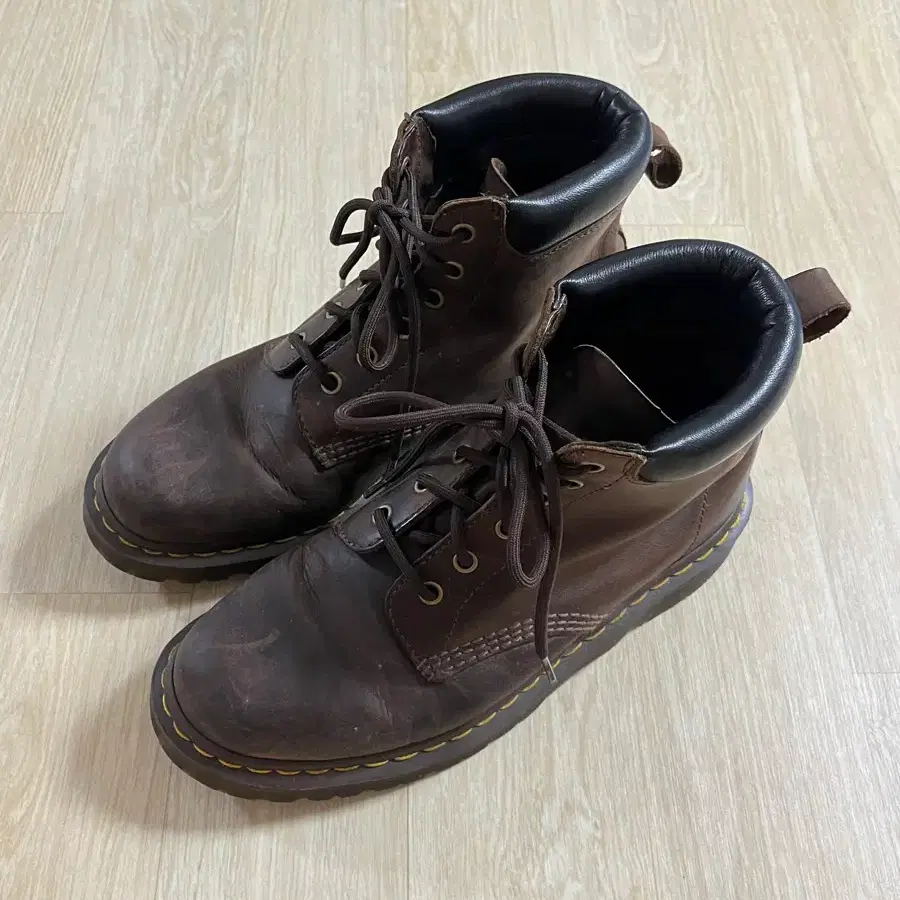 닥터 마틴 939 워커 판매합니다