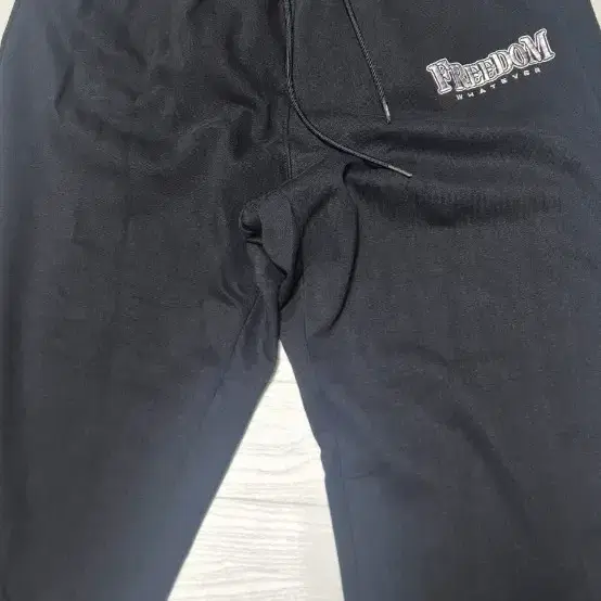 프리덤올라잇 바지 XL 3장일괄판매합니다