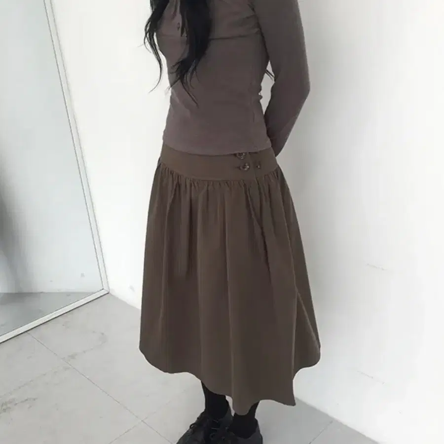 에이블리 오무트 드리즐 버튼 롱미디 스커트치마 지그재그무신사하구미모리걸빈티지오헤시오코이세이오