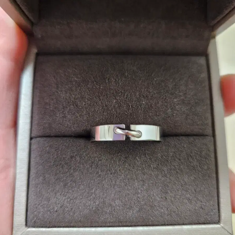 쇼메 리앙 에비당스 18k 반지