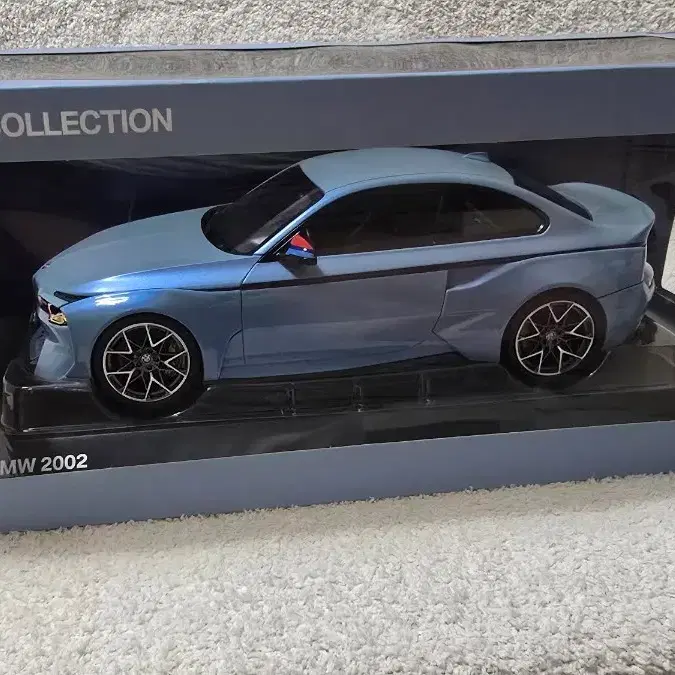 (딜러버전)BMW 2002 험머지 컬렉션 모델카 1/18