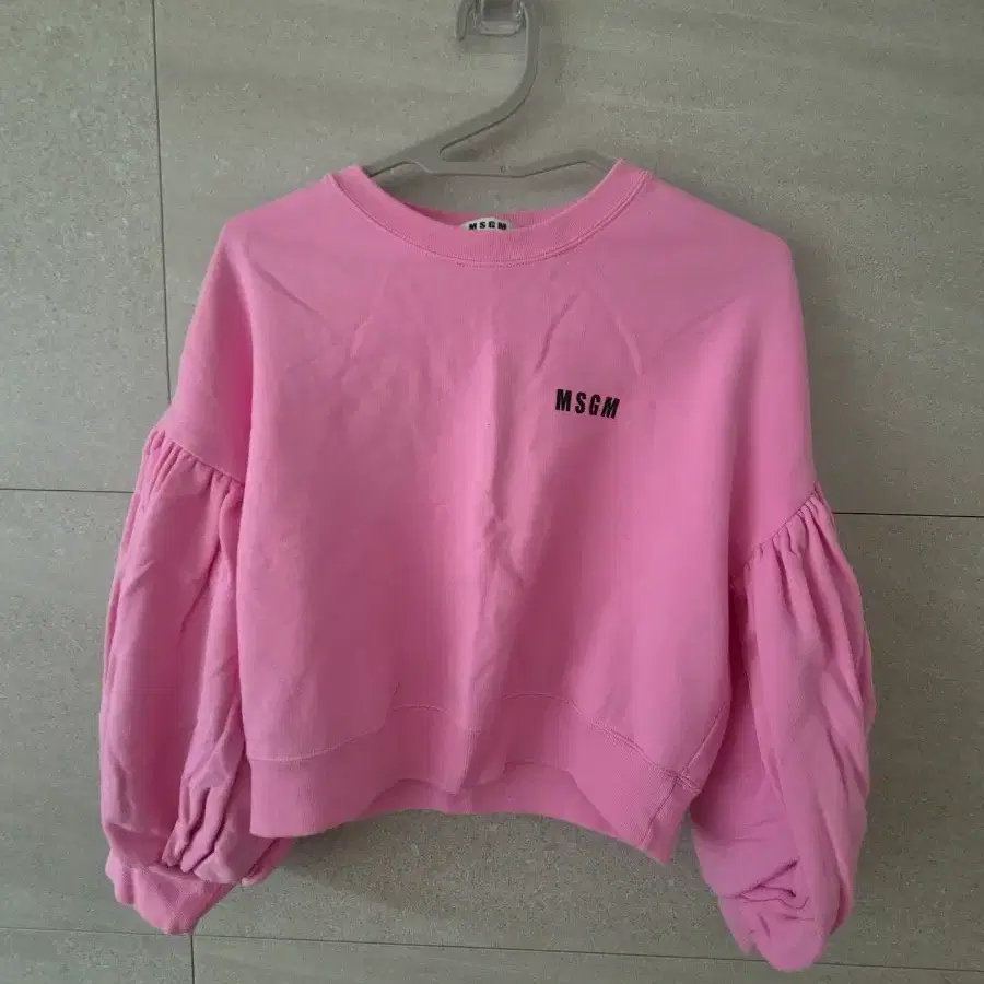MSGM 핑크 맨투맨