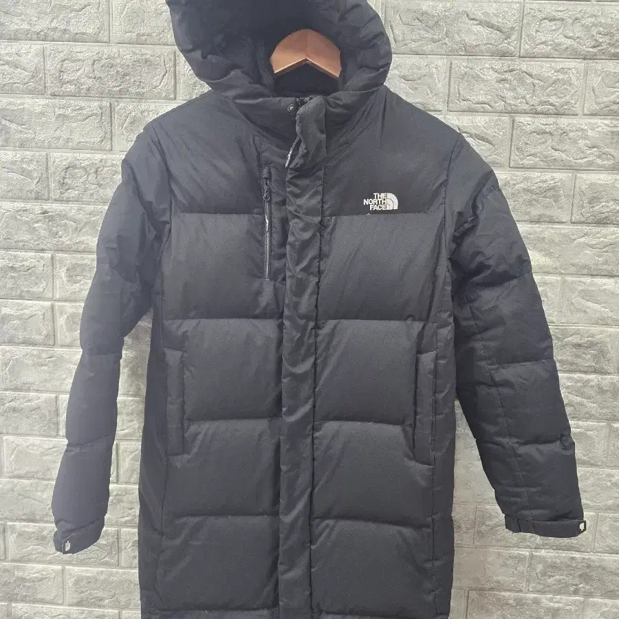 노스페이스 키즈  덕다운 롱패딩 블랙  사이즈 160 패치로붙힌자국 (사진참조)