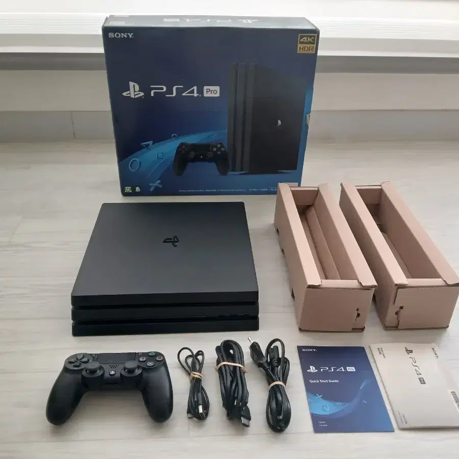 PS4 프로 7218B 팝니다