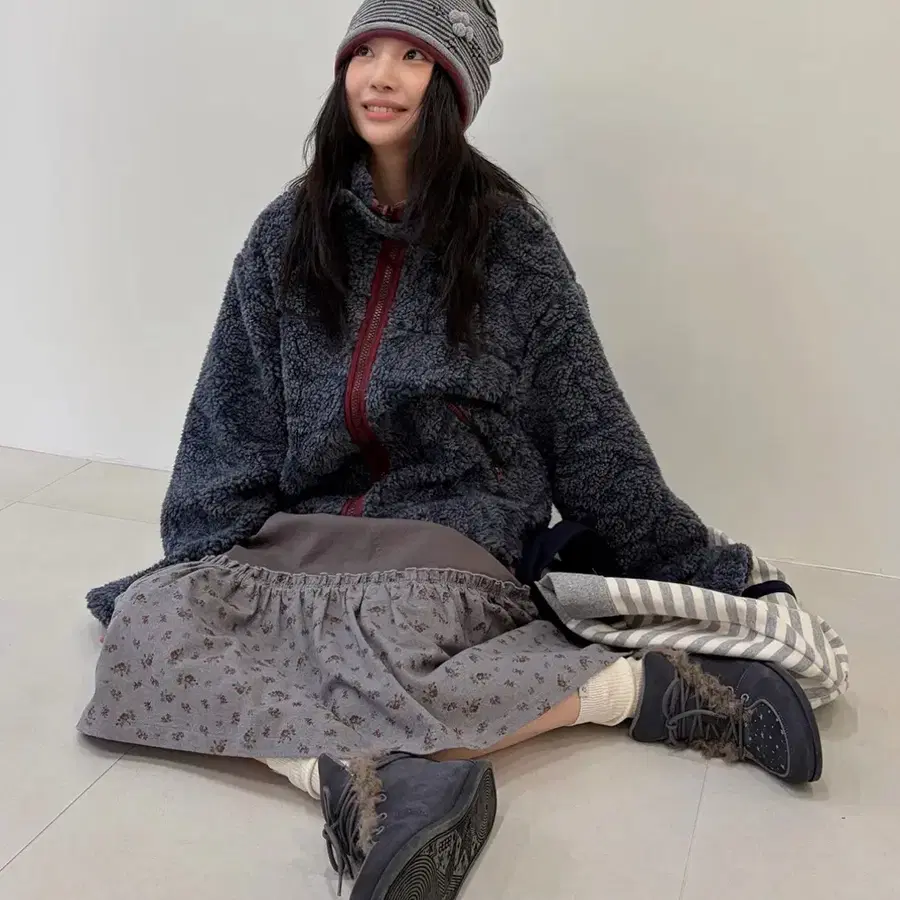 aeae 에이이에이이 KNIT ROLLED BEANIE