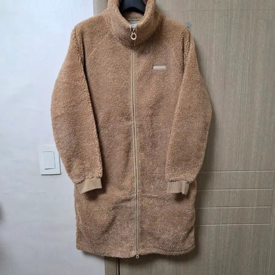 디스커버리 여성 롱뽀글이 자켓 90