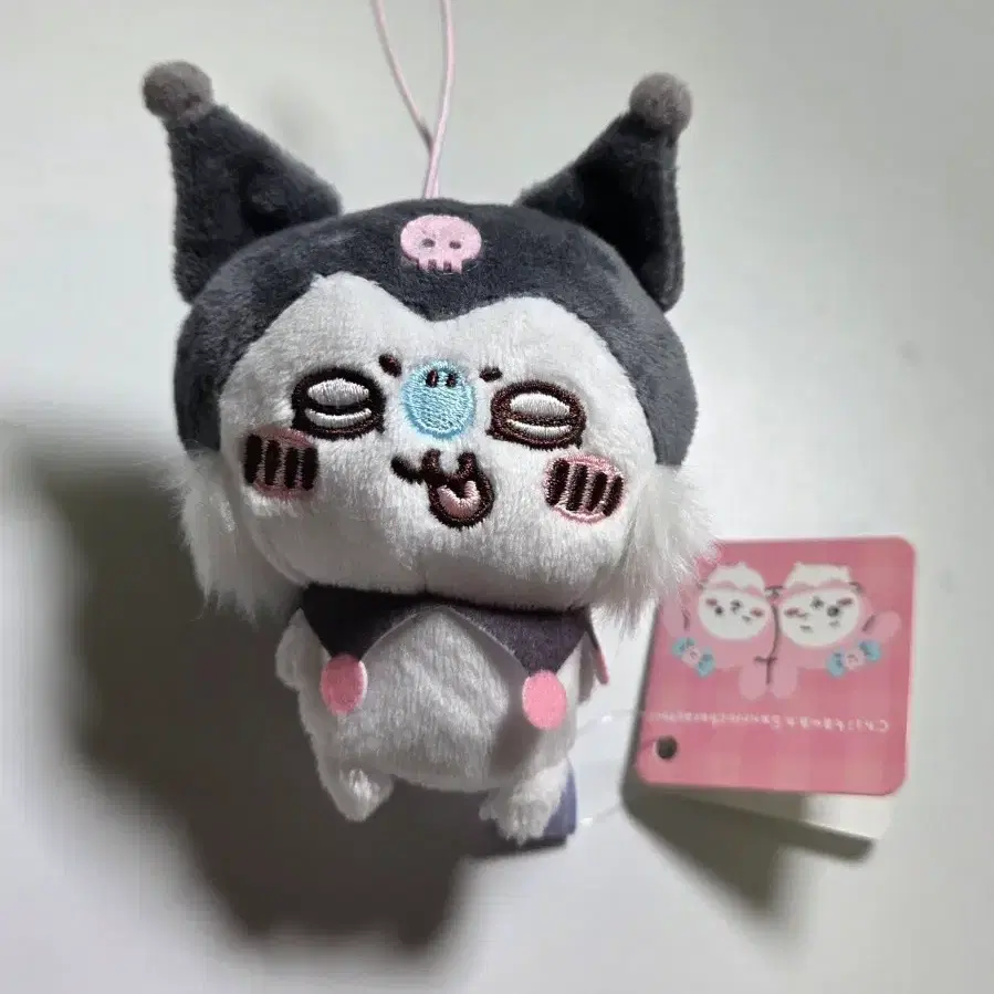 산리오X치이카와 콜라보 모몽가 쿠로미 인형
