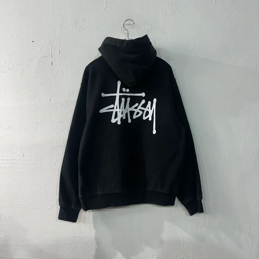 스투시 빅로고 후드티 M
