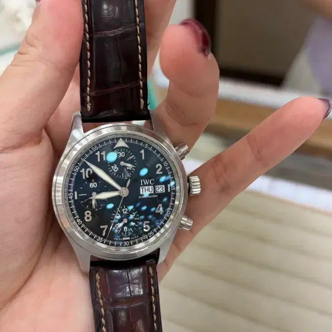 IWC 파일럿 크로노그래프 시계 가죽 스트랩