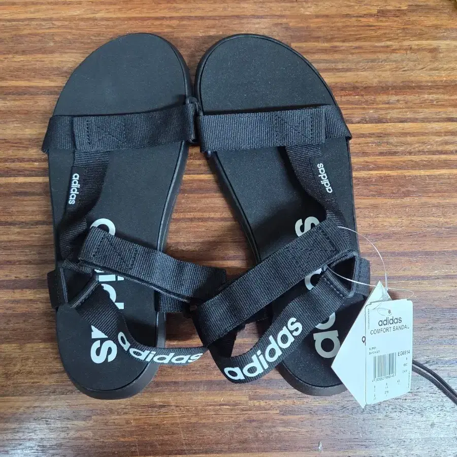 아디다스 컴포트 스트랩 샌들 275