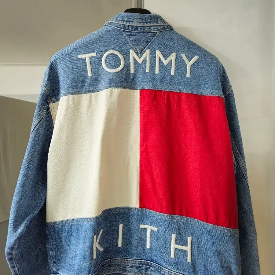 키스 x 타미힐피거 트러커 청자켓 / kith x tommy hilfiger