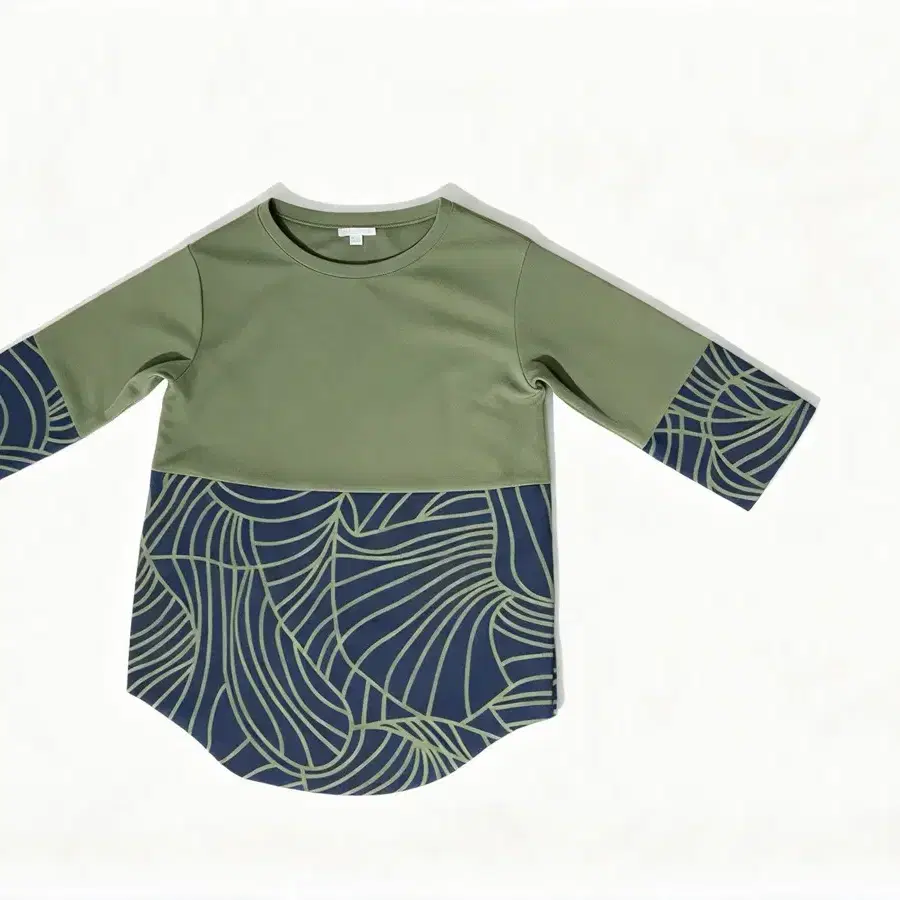 COS 카키 네이비 조합 긴팔 (7부) XS(160-80A)