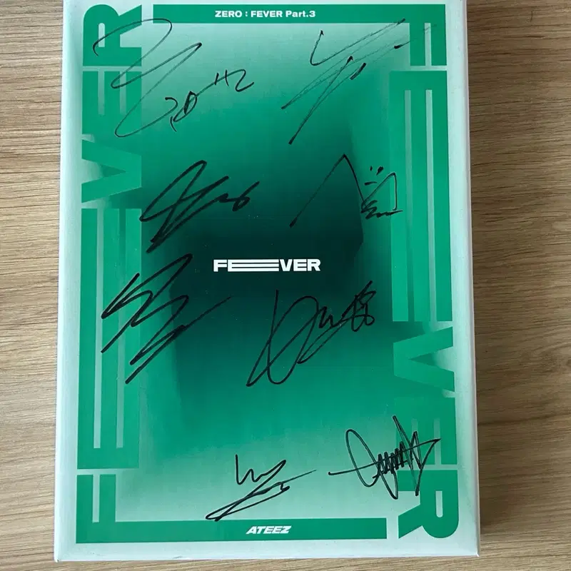 에이티즈 친필싸인 앨범 비매