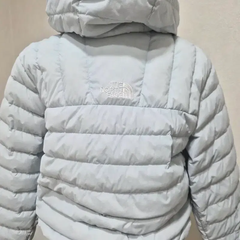 노스페이스 벤투스 패딩 블루