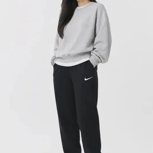 여M/나이키 23FW 블랙 밴딩 조거 팬츠