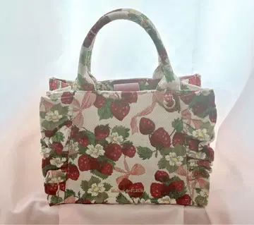 Maison de FLEUR 고블랑 토트백 프릴형 딸기 무늬