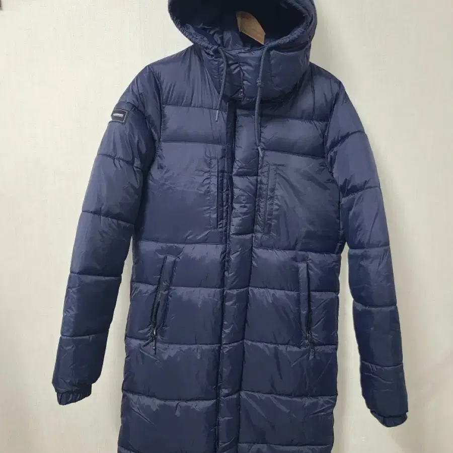 슈퍼드라이 패딩 점퍼 네이비