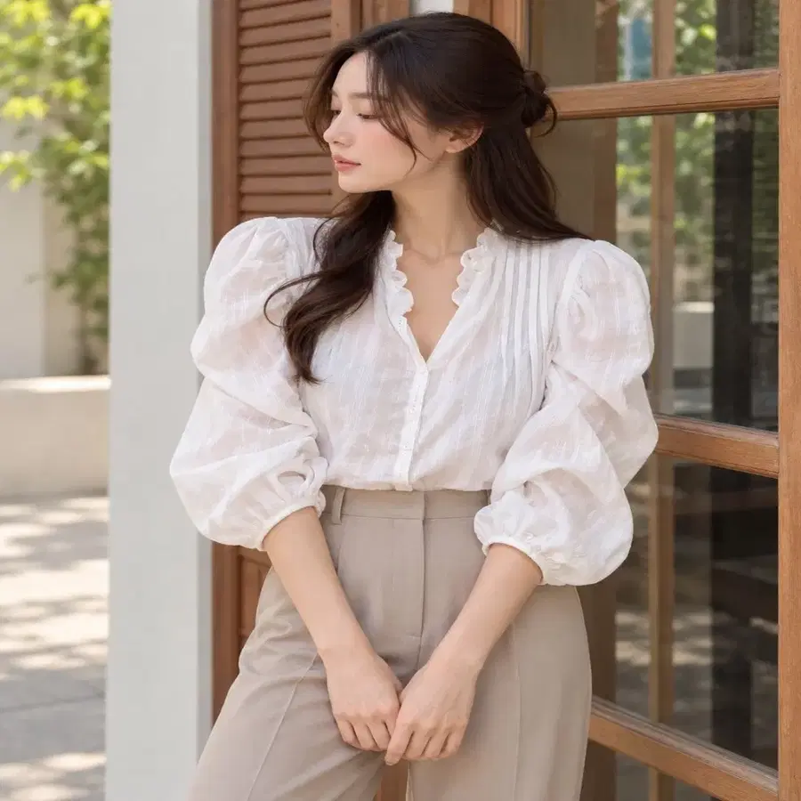 새상품 여성 프릴넥 핀턱 퍼프 블라우스 면100 하객룩ㅡ무배
