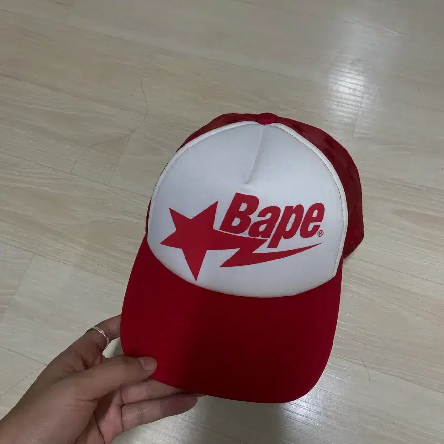 베이프 스타 메쉬캡 트러커캡
