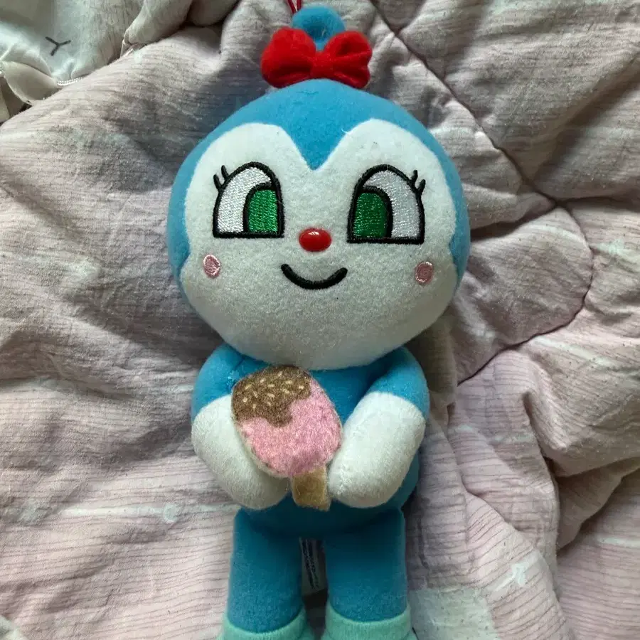 호빵맨 딸랑이 인형 판매