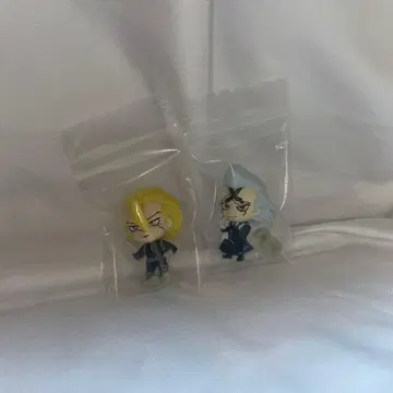 Dr.stone 제노 스탠리 가챠 피규어 2개 세트