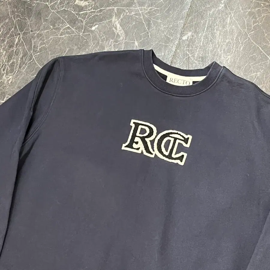 F 렉토 RC엠브로이드 맨투맨