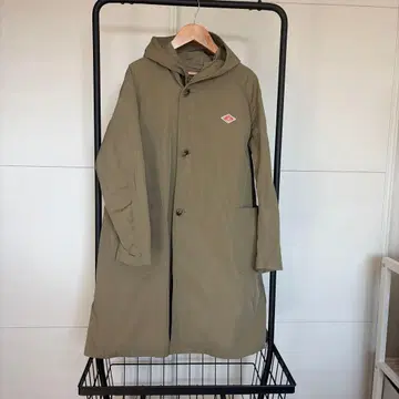 단톤 나일론 코트