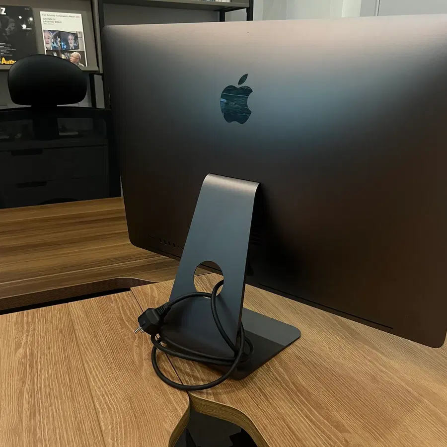 iMac Pro 2017 판매합니다.