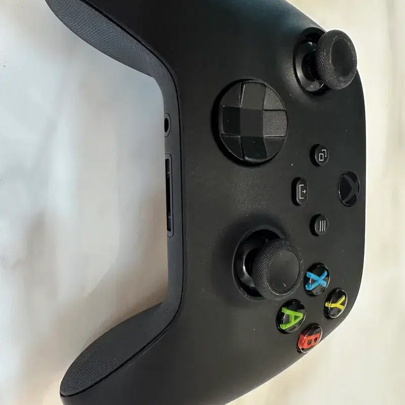 Xbox 컨트롤러 팝니다.