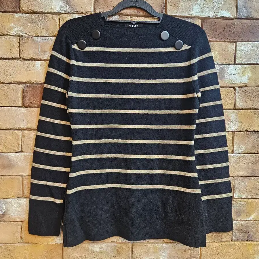 타임 스트라이프 니트