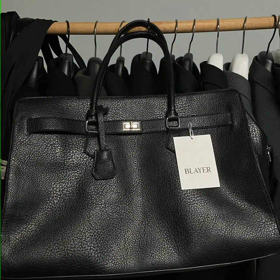 블레이어 베를린 그레인 레더 크로스 토트백 [BLACK]