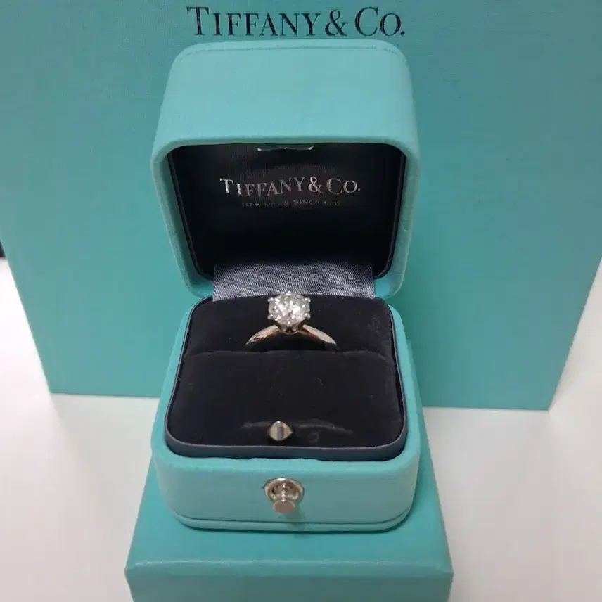 티파니앤코 티파니 1.3ct 캐럿 다이아 반지 플래티늄 링/ 1캐럿 사진 1
