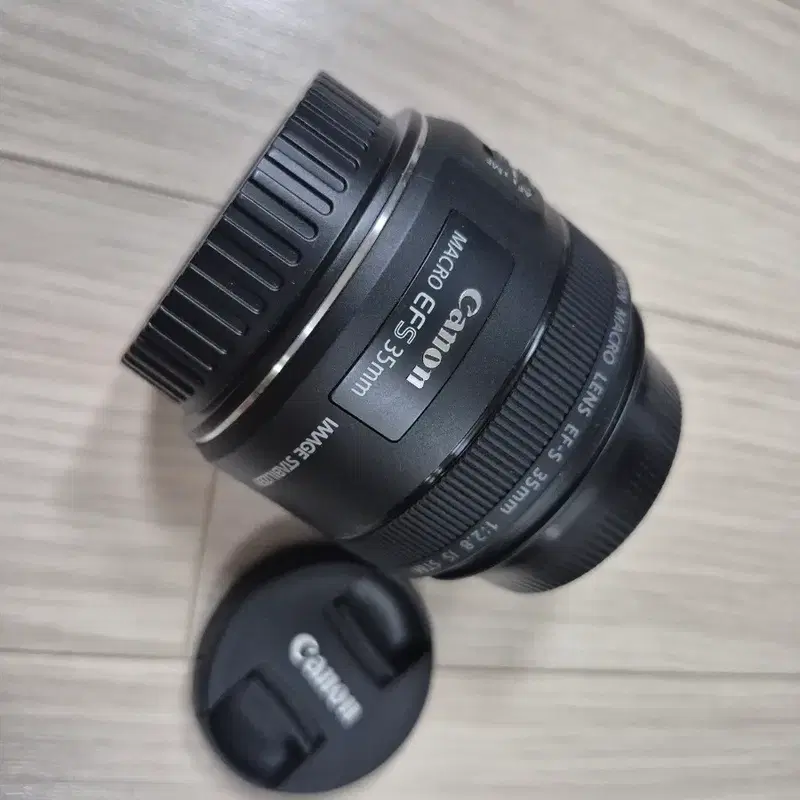 캐논 EF-S 35mm F2.8 IS STM 마크로 렌즈